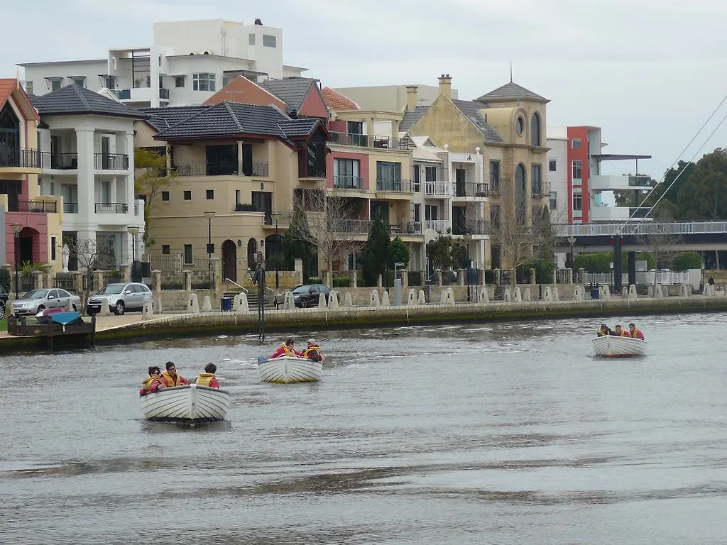 Dragonfly Apartment On Regal Perth Australia